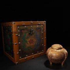 中国古美術・旧蔵銅胎鎏金缶・純銅細密彫・純手作り・高浮彫・茶道具・文房具・木箱付 中国古美術・旧蔵銅胎鎏金缶・純銅細密彫・純手作り・高浮彫