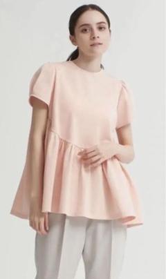 新品タグ付き⭐︎yori ラウンドヘム天竺カットソー　ライトサックス 新品タグ付 yori ラウンドヘム天竺カットソーライトサックス