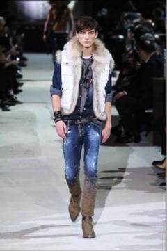 DSQUARED2 ディースクエアード Clement jean泥加工 50 DSQUARED2 ディースクエアード Clement jean泥加工 50 - メルカリ