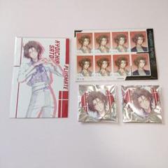 PLUSMATE 特典ポストカード 缶バッジ 証明写真　　 里見恭一郎