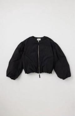 ブラック ボリューム　アウターのサムネイル
