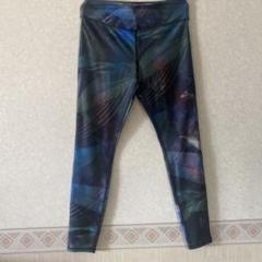 ヨガ　スパッツ　ワコール　Forever21
