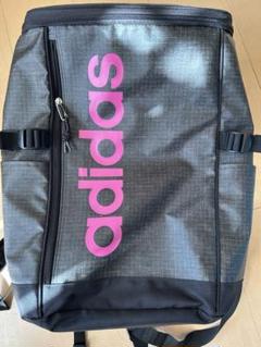 【週末お値下げ】adidas アディダス バック バックパック ピンクロゴのサムネイル