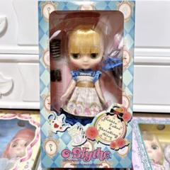 Takara Tomy - 専用　ミディブライス【ペブルケーキ&amp;シュリンキングアリス】 Amazon.co.jp: ミディブライス ショップ限定 ぺブルケーキ&シュ