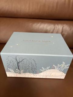 【美品】Van Cleef & Arpels、ポーチ、リボン付き　空箱 2025年最新】ヴァンクリ 空箱の人気アイテム - メルカリ
