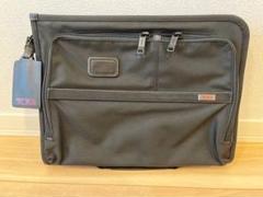美品　TUMI クラッチバッグ　ブラック