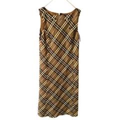 新品タグ付き　BURBERRY チェック柄 ワンピース 80 新品未使用Burberryチェック柄ワンピース 38 サイズ タグ付き