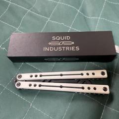 バタフライトレーナー　マットスクイディ-AL　squid industries Squiddy-AL | Metal Aluminum Fidget Skill Toy – Squid Industries