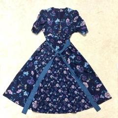 美品⭐️The virgnia ワンピース マキシ丈　花柄　ベルト付き　Aライン