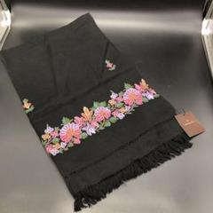 ☆新品・未使用☆ターラブランカ♡ニードル刺繍　大判ストール ニードル手刺繍 – TARA BLANCA ONLINE