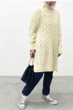 新品未使用タグ付き QTUME クチューム 生成り カーディガン 38 M 春物 新品未使用タグ付き QTUME クチューム 生成り カーディガン 38 M