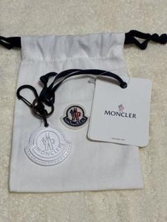 箱付★美品 MONCLERモンクレール ブランドロゴ シルバーキーホルダー 箱付☆美品 MONCLERモンクレール ブランドロゴ シルバーキーホルダー