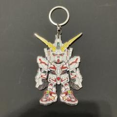 ユニコーンガンダム キーホルダー Nike SB s-l400.jpg