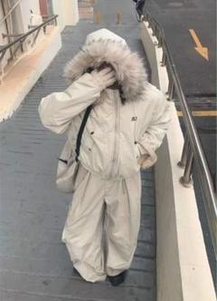 即日発送】aoc fur bomber ma-1 n2b opium - メルカリ