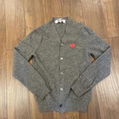 【コータロー】PLAY グレー カーディガン ハート刺繍M コータロー様専用】PLAY グレー カーディガン ハート刺繍M