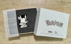 ポケモン　ダニエルアーシャム　ピカチュウ　キーホルダー　pokemon Daniel Arsham × Pokémon × 2G】展覧会を記念したコラボアイテム
