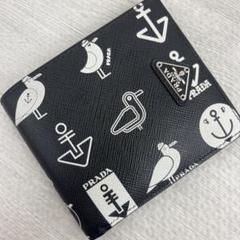 美品✨ PRADA プラダ 折り財布 三角ロゴ カモメ アンカー 碇 ブラック 美品✨ PRADA プラダ 折り財布 三角ロゴ カモメ アンカー 碇