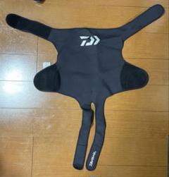 レ*ン様 ダイワ トーナメント ヒップガード DA-1107T Lサイズ 磯釣り Amazon | ダイワ(DAIWA) トーナメントヒップガード M DA-1107T