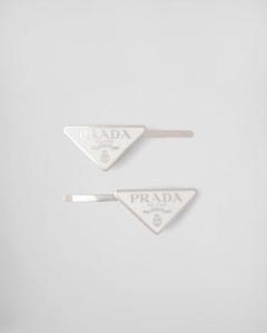 PRADA アイボリー ヘアピン ストーン　石ズレ PRADA*日本未入荷 ロゴ プレキシガラス製 ヘアクリップ ストーン