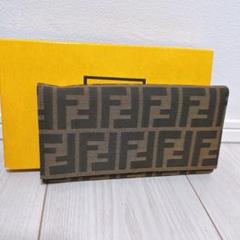 美品⭐️ FENDI 長財布 エンボス加工 ズッカ ラムレザー ブラック 2025年最新】Yahoo!オークション -「fendi ズッカ柄 長財布