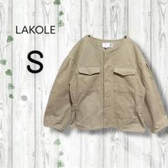 ラコレ　LAKOLE　ノーカラーダンガリージャケット　ウエストゴム　ベージュ