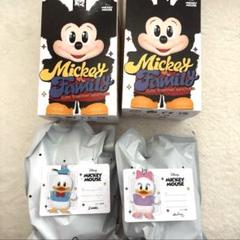 ディズニー　ポップマート　キーチェーン　ドナルド　デイジー　2点セット　即日発送