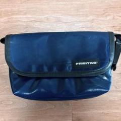 【新品未使用】フライターグ　オールブラック　ハワイ　HAWAII FIVE-0 Yahoo!オークション -「freitag hawaii」の落札相場・落札価格