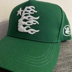 希少 海外限定 HELLSTAR OG GREEN SNAP BACK CAP - メルカリ