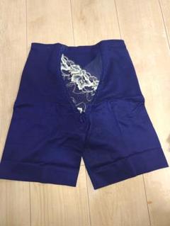 シャルレ⭐︎パレッティ限定色 黒 ブラジャーE80 ショーツLL 81krXlxB0dL._UF350,350_QL80_.jpg