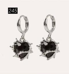 ★新品★ゴシック風ヴィンテージハート型ピアス★のサムネイル