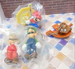 レトロ　スーパーマリオ　フィギュア　キーホルダー　ルイージ　スター