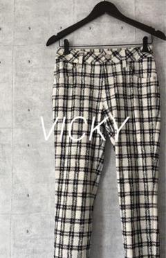 VICKY ビッキー チェック柄パンツ (ナイロン／ポリウレタン) (黒／白)