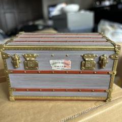 最も優遇 ルイヴィトン ノベルティ トランク 置物 非売品 2011 - メルカリ 置物