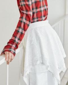 Poppy あさぎーにょ赤と白のチェック柄フレアスカート