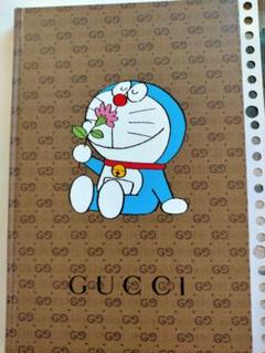 ぶたちゃんさん　ドラえもん　グッチノート　10冊 ドラえもん×GUCCI」コラボノート、メモ、便箋セットが特別付録に