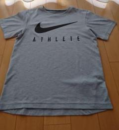 NIKE　Tシャツ 160cm