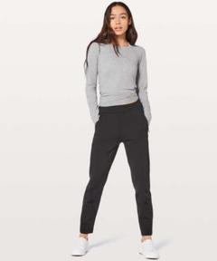 Lululemon クロップドパンツ 黒　サイズ6 NEW! Size [6] lululemon Women's Boogie Short Fullux Yoga