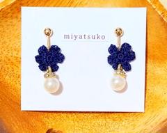 ハンドメイド 花とパールのイヤリング