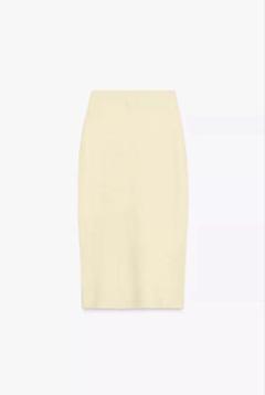 zara ミディニットスカート