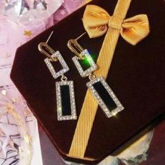 ブラック&ゴールド Luxuryピアス☆彡