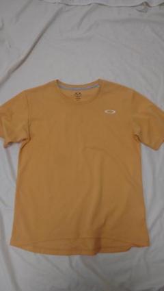 オークリー★Oakley Tシャツ Sサイズ オレンジ★