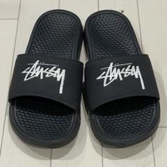 美品　STUSSY NIKE ブラック スライドサンダル ベナッシ 26cm 2025年最新】ナイキ nike benassiの人気アイテム - メルカリ