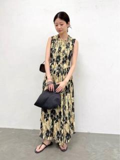 2025年最新】ganni ワンピースの人気アイテム - メルカリ