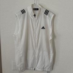 adidas 半袖ナイロンベスト