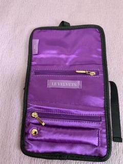 LE VELVETS ジュエリーポーチ