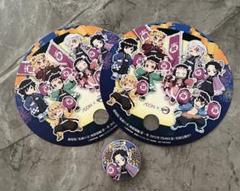 鬼滅の刃 うちわ 2枚 胡蝶しのぶ缶バッチ - メルカリ
