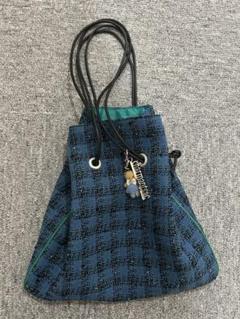 新品未使用　ファミリア　シャルマントサック Charmant Sac×familiar 初のコラボレーションアイテムが登場