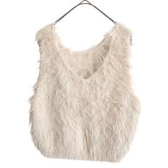 2529 美品 ふわふわ柔らかニットベスト ショート丈ベスト アイボリー F