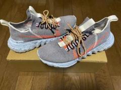 NIKE SPACE HIPPIE 01