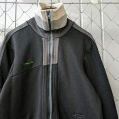 あのちゃん　Y2K　サブカル　トラックジャケット　ワンポイント刺繍　良配色　黒